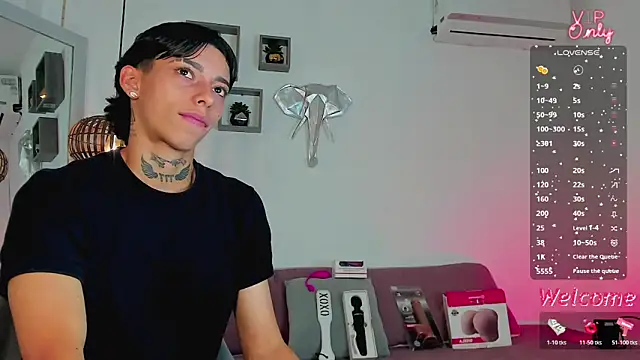 AmberAdams  online show from 01/06/26, 04:00