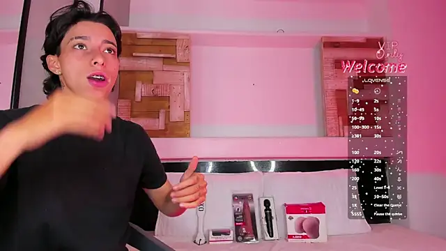 AmberAdams  online show from 04/01/26, 02:14