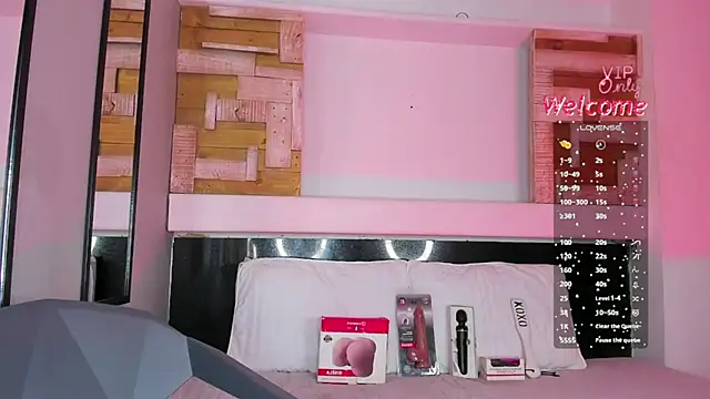 AmberAdams  online show from 04/09/26, 01:49