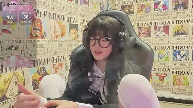 Snapshot of SNAKEgirlQAQ chatting on 12/07/24, 05:31 SNAKEgirlQAQ online show from 12/07/24, 05:31