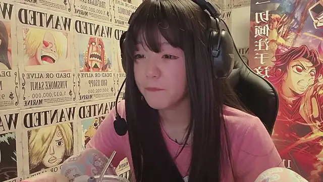 Snapshot of SNAKEgirlQAQ chatting on 05/31/26, 04:25 SNAKEgirlQAQ online show from 05/31/26, 04:25