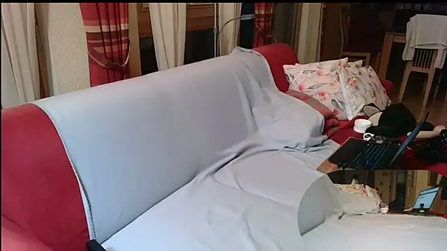 Snapshot of sassi_tv@xh chatting on 11/08/25, 05:07 sassi tvxh online show from 11/08/25, 05:07