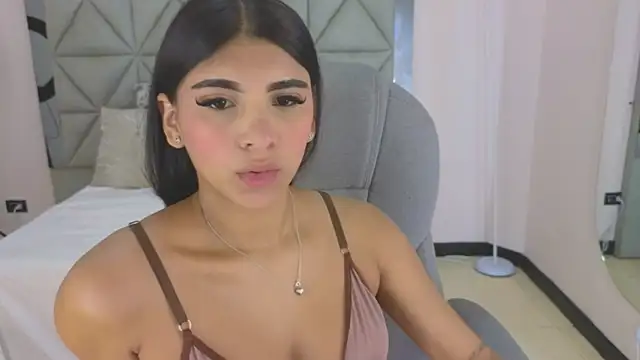maiaa ruiz online show from 05/09/26, 01:27