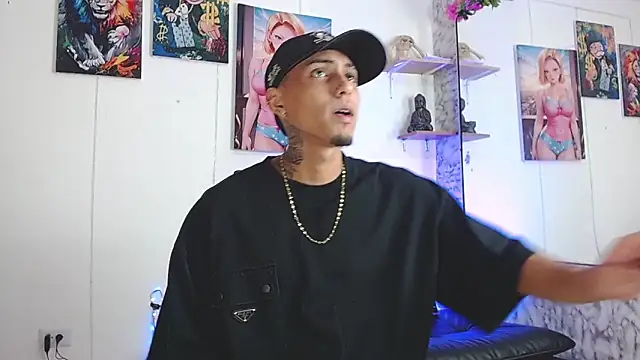 Snapshot of Liam_lee chatting on 09/27/25, 01:49 Liam lee online show from 09/27/25, 01:49