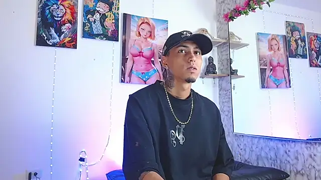 Snapshot of Liam_lee chatting on 10/05/25, 12:47 Liam lee online show from 10/05/25, 12:47