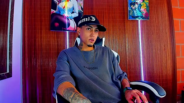 Liam lee online show from 02/08/26, 06:11