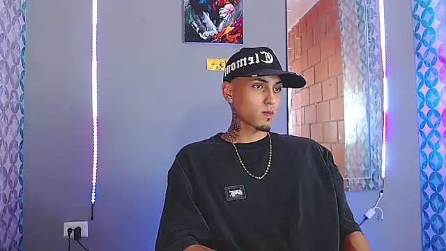 Liam lee online show from 04/19/26, 08:33