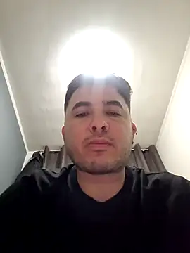 Snapshot of Victorjose3030 chatting on 10/09/25, 02:20 Victorjose3030 online show from 10/09/25, 02:20