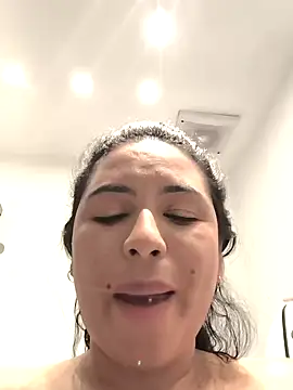 Francesca ferrari online show from 02/07/25, 01:25