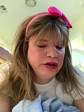 Snapshot of balad13 chatting on 03/06/26, 04:03 balad13 online show from 03/06/26, 04:03