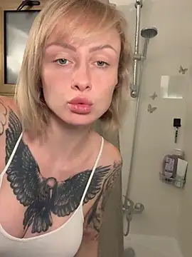 haileyhope  online show from 03/08/26, 08:12