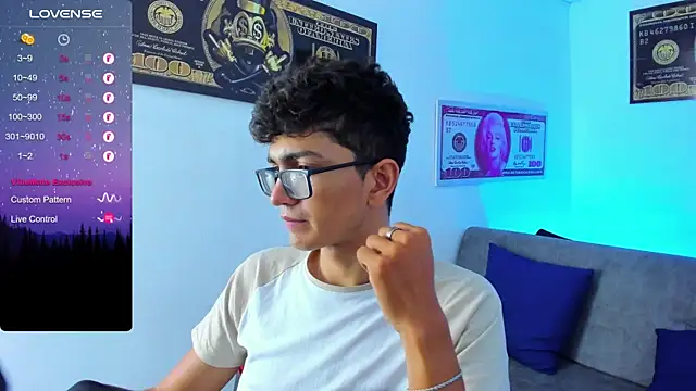 TylerWhite  online show from 02/02/25, 07:41