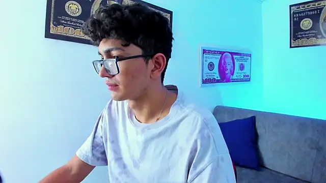 TylerWhite  online show from 02/04/25, 06:57