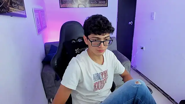 TylerWhite  online show from 03/14/25, 03:04