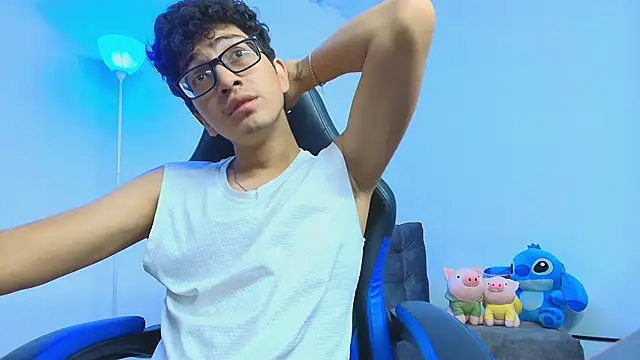 TylerWhite  online show from 09/11/25, 04:01