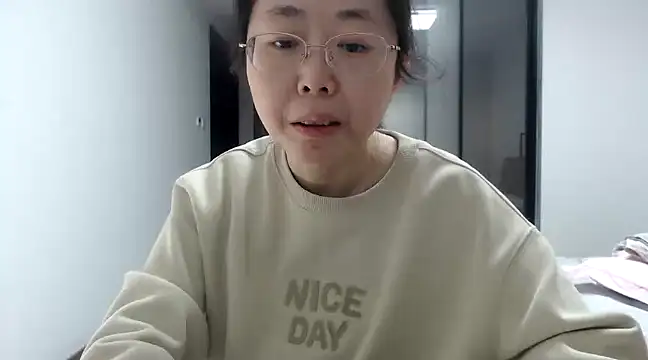 Snapshot of sonyx chatting on 01/07/25, 06:24 sonyx online show from 01/07/25, 06:24