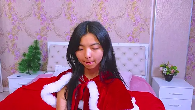 Shy Kira online show from 12/19/24, 03:41