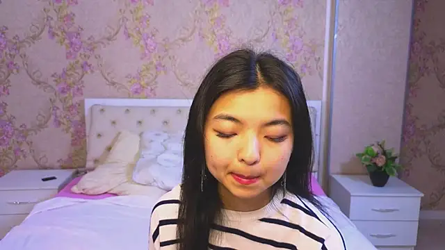 Shy Kira online show from 01/19/25, 03:21