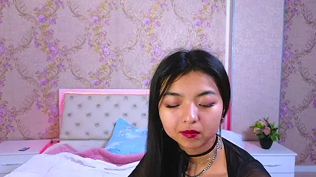 Shy Kira online show from 01/22/25, 01:11