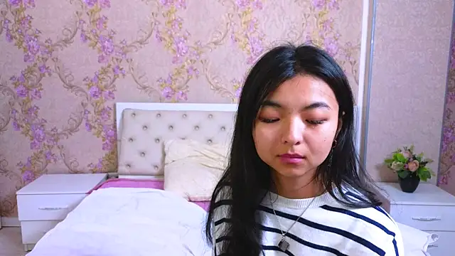 Shy Kira online show from 01/24/25, 06:35