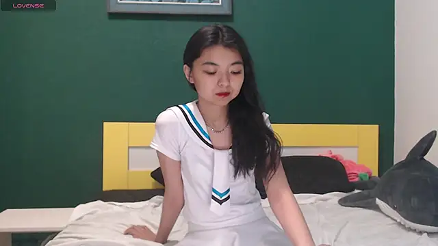 Snapshot of Shy_Kira chatting on 03/23/26, 11:25 Shy Kira online show from 03/23/26, 11:25