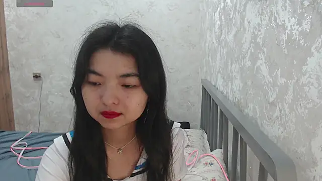 Snapshot of Shy_Kira chatting on 07/02/26, 07:14 Shy Kira online show from 07/02/26, 07:14
