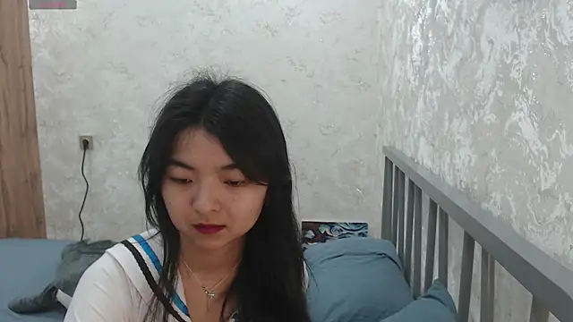 Snapshot of Shy_Kira chatting on 07/09/26, 09:02 Shy Kira online show from 07/09/26, 09:02
