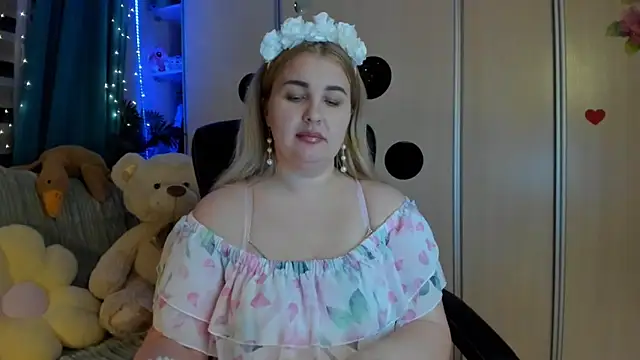 CoraSwon online show from 03/01/26, 04:53