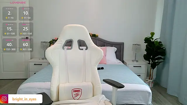 ariel grand online show from 04/16/26, 03:29