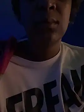 KLoveeee online show from 03/13/25, 01:21