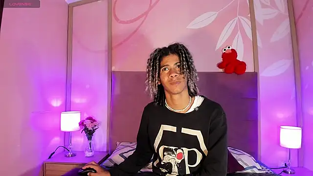 Maxim-Walker online show from 02/04/25, 03:00