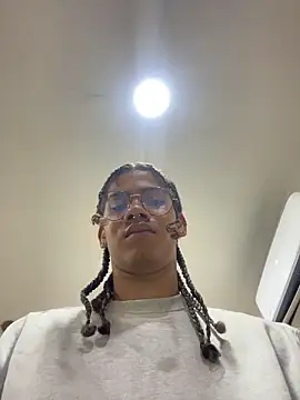 Maxim-Walker online show from 12/03/25, 03:03