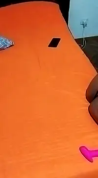 littlebrunett online show from 02/05/25, 11:02