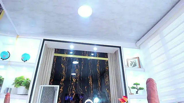 Snapshot of AmberNix chatting on 02/10/25, 10:09 AmberNix online show from 02/10/25, 10:09