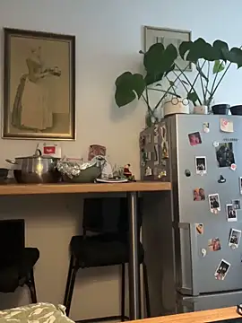 Snapshot of Off__Melonenmandy chatting on 12/02/25, 10:09 Off Melonenmandy online show from 12/02/25, 10:09