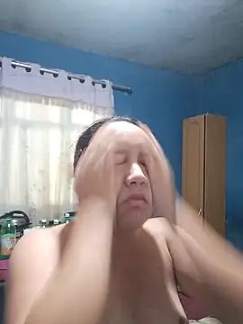 Snapshot of vulgovic_ chatting on 09/20/25, 07:42 vulgovic online show from 09/20/25, 07:42