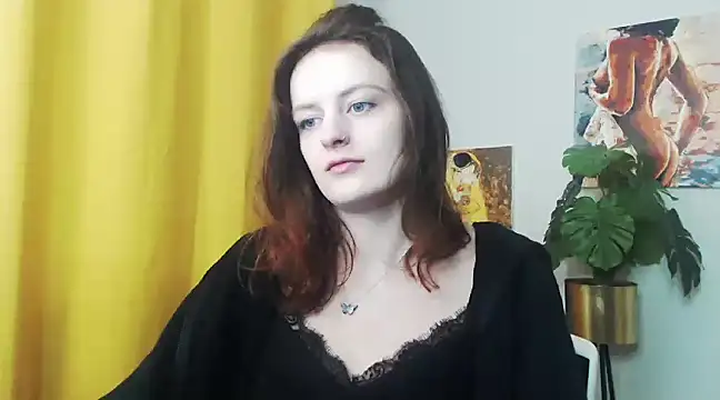 Snapshot of juicyNadine chatting on 12/10/24, 06:22 juicyNadine online show from 12/10/24, 06:22