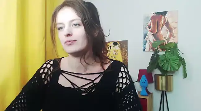 Snapshot of juicyNadine chatting on 01/18/25, 10:39 juicyNadine online show from 01/18/25, 10:39