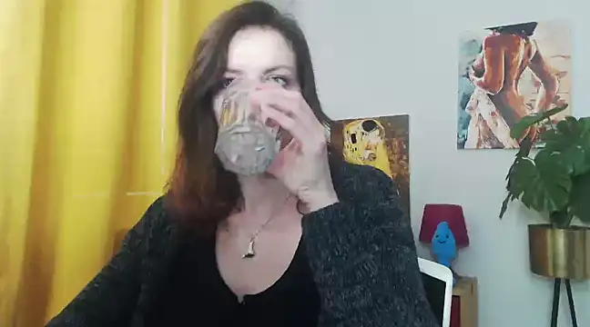 Snapshot of juicyNadine chatting on 01/20/25, 12:39 juicyNadine online show from 01/20/25, 12:39