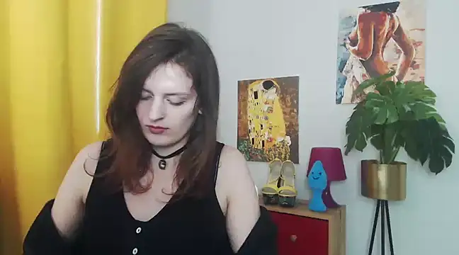 Snapshot of juicyNadine chatting on 01/29/25, 12:24 juicyNadine online show from 01/29/25, 12:24