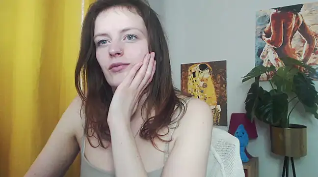 Snapshot of juicyNadine chatting on 02/12/25, 12:22 juicyNadine online show from 02/12/25, 12:22