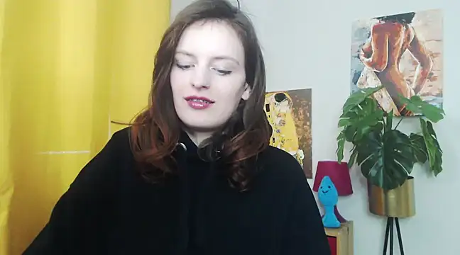 Snapshot of juicyNadine chatting on 02/17/25, 09:24 juicyNadine online show from 02/17/25, 09:24