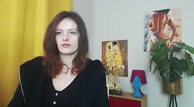 Snapshot of juicyNadine chatting on 02/25/25, 06:25 juicyNadine online show from 02/25/25, 06:25