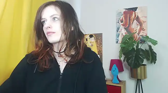 Snapshot of juicyNadine chatting on 03/21/25, 06:16 juicyNadine online show from 03/21/25, 06:16