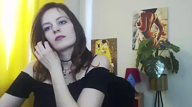 Snapshot of juicyNadine chatting on 03/21/25, 12:28 juicyNadine online show from 03/21/25, 12:28