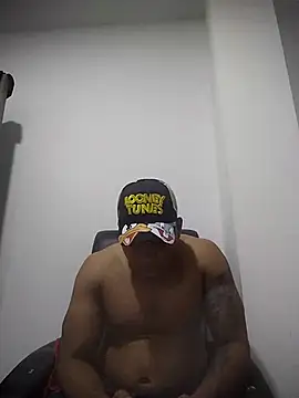 SaucyAffair0 online show from 03/11/25, 09:37