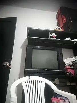 SaucyAffair0 online show from 02/09/26, 05:22