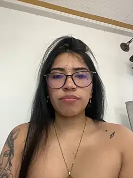 SaritaHot 69 online show from 12/06/24, 03:22