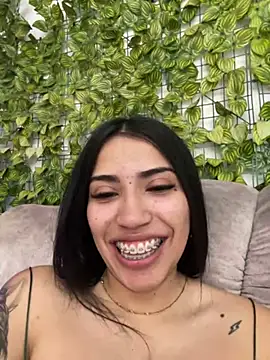 SaritaHot 69 online show from 12/25/24, 04:43