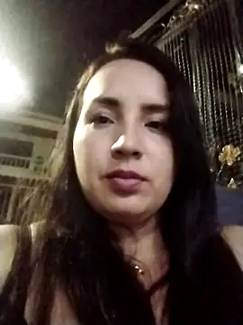 Snapshot of allison-dreams chatting on 12/25/24, 03:40 allison-dreams online show from 12/25/24, 03:40